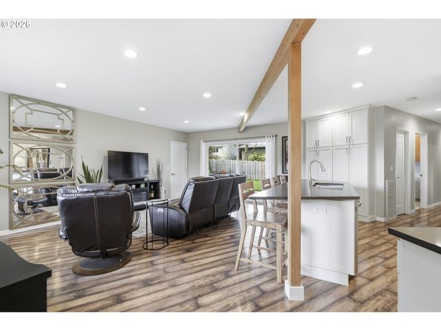 4660 Nw 187TH Ave, Portland, OR 97229