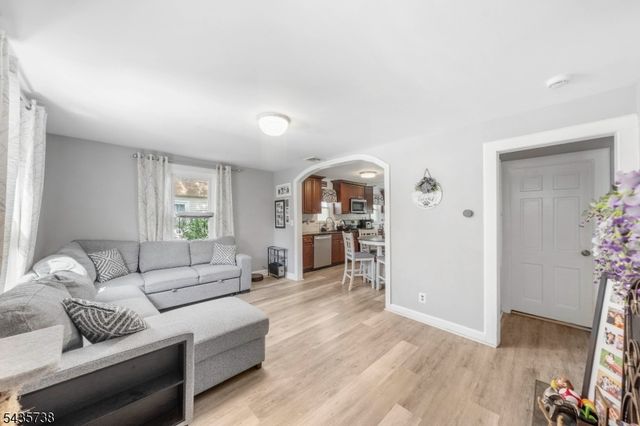 1833 W 4Th St, Piscataway Twp., NJ 08854