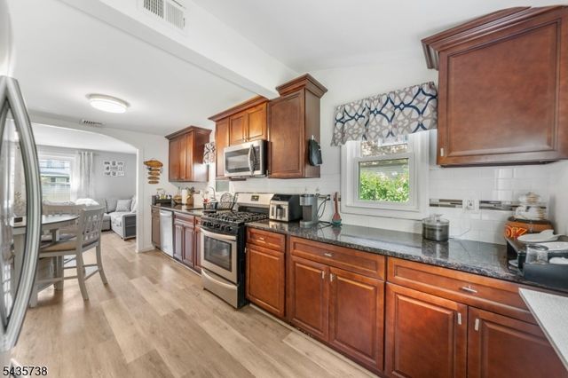 1833 W 4Th St, Piscataway Twp., NJ 08854