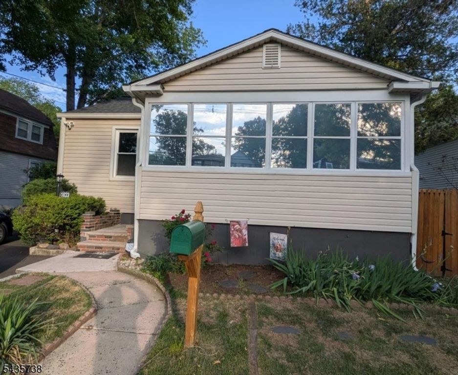 1833 W 4Th St, Piscataway Twp., NJ 08854