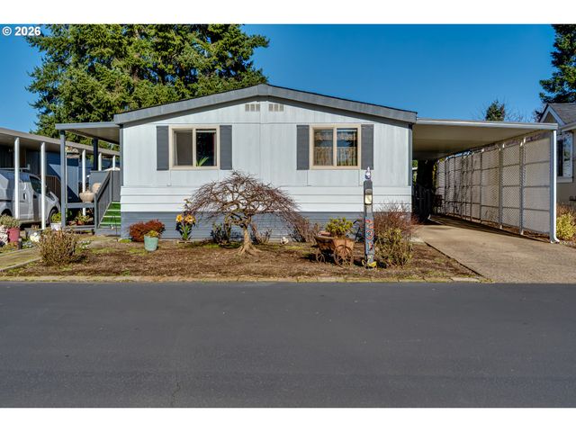 1400 CANDLELIGHT Dr, Eugene, OR 97402