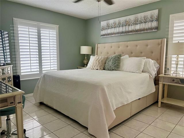 1151 PINE RIDGE CIRCLE W G2, Tarpon Springs, FL 34688