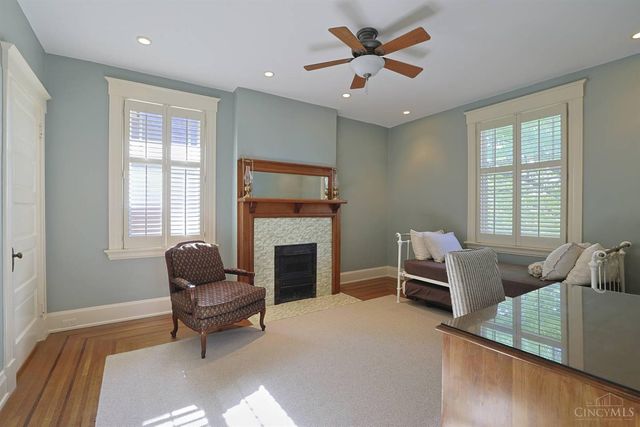 1704 E McMillan Street, Cincinnati, OH 45206