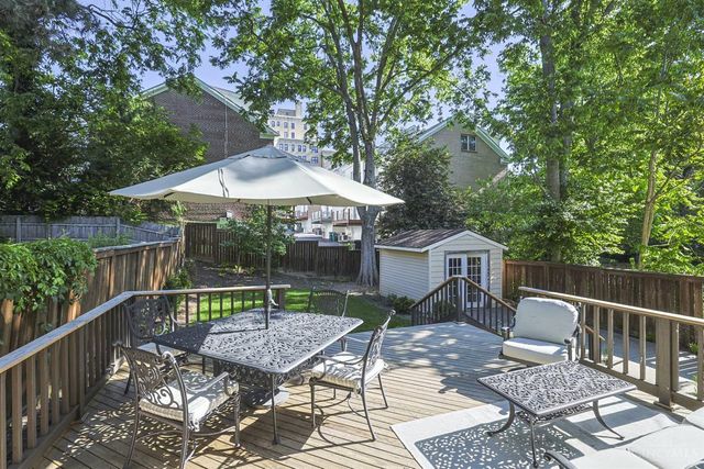 1704 E McMillan Street, Cincinnati, OH 45206