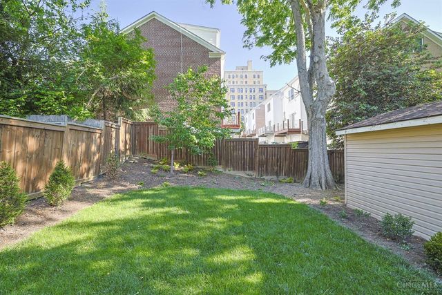 1704 E McMillan Street, Cincinnati, OH 45206