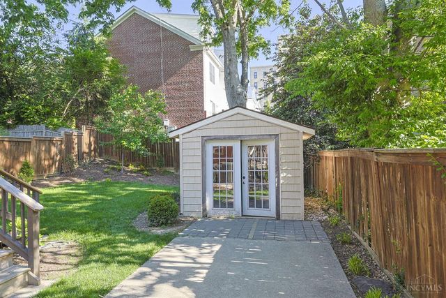 1704 E McMillan Street, Cincinnati, OH 45206