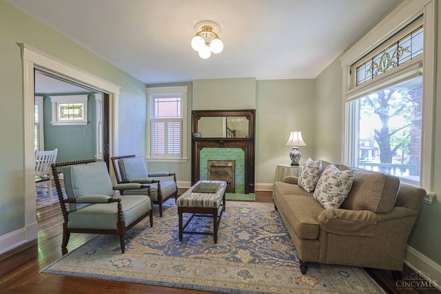 1704 E McMillan Street, Cincinnati, OH 45206