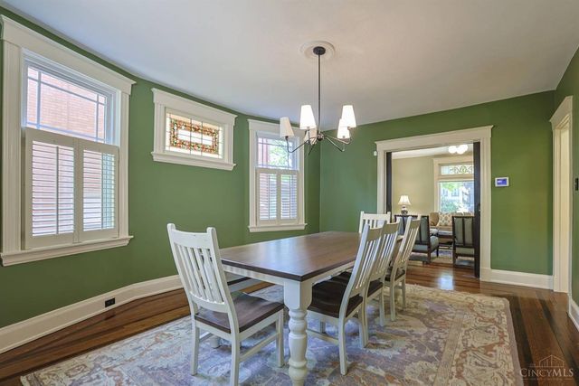 1704 E McMillan Street, Cincinnati, OH 45206