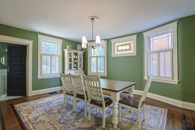1704 E McMillan Street, Cincinnati, OH 45206