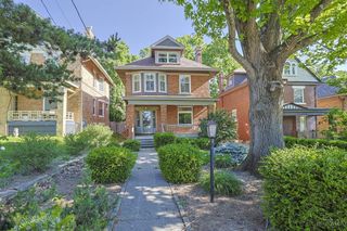1704 E McMillan Street, Cincinnati, OH 45206