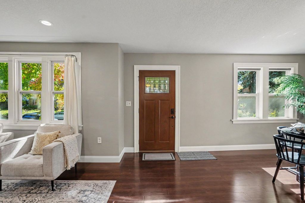 2115 Palace Avenue, Saint Paul, MN 55105 — photo 2