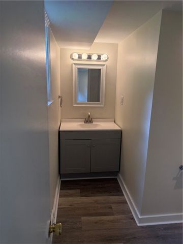 739 State Route 130, Penn Twp, PA 15206