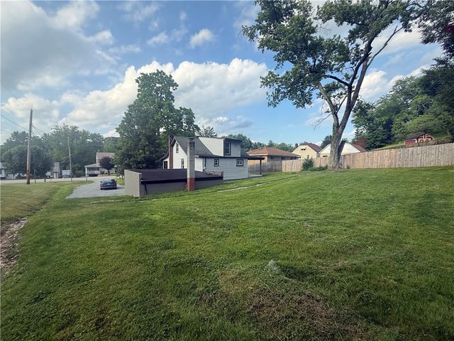 739 State Route 130, Penn Twp, PA 15206