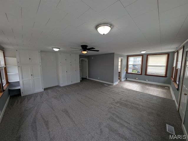 208 W Elm Street, Alton, IL 62002