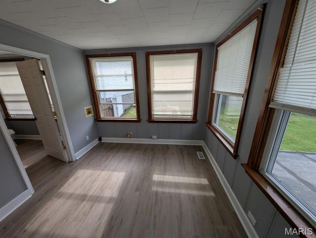208 W Elm Street, Alton, IL 62002