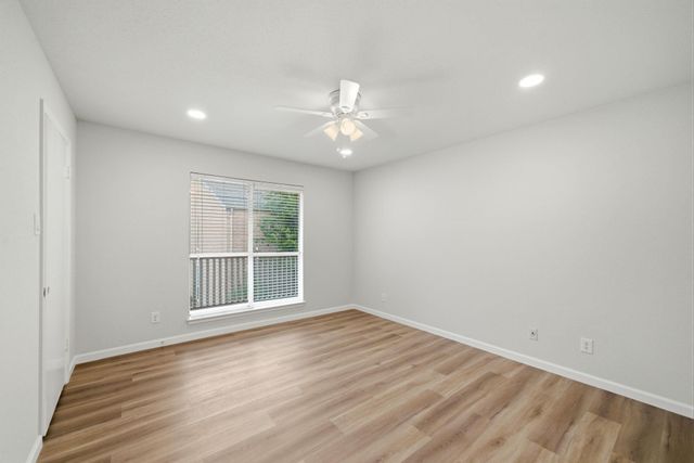 10211 Sugar Branch Drive 362, Houston, TX 77036
