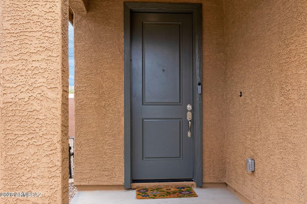 Image 4 of property listing at 8686 N CALLE LA CANOA --, Tucson, AZ 85742