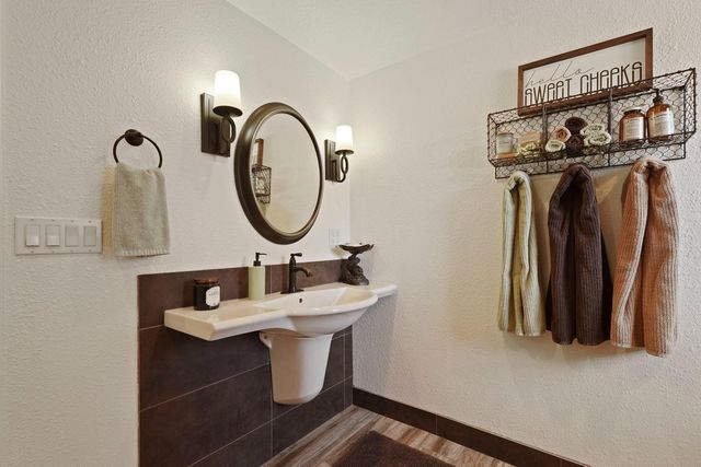 210 Melissa Way, Valley Springs, CA 95252