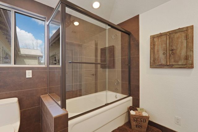 210 Melissa Way, Valley Springs, CA 95252