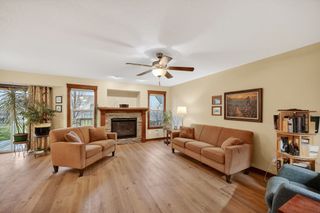 704 N 14th Avenue, Winterset, IA 50273