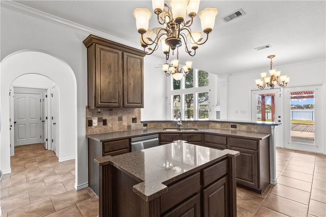 7609 Freds Folly Dr, Corpus Christi, TX 78414