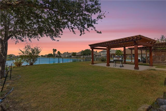 7609 Freds Folly Dr, Corpus Christi, TX 78414