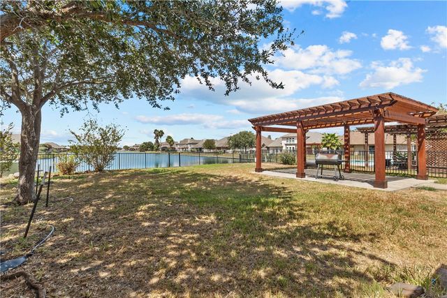 7609 Freds Folly Dr, Corpus Christi, TX 78414