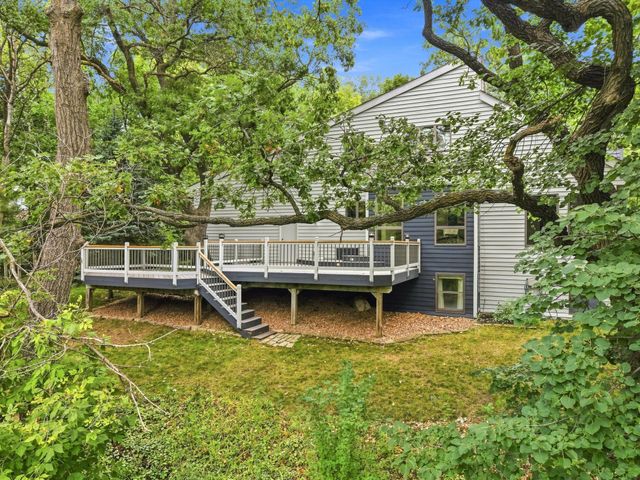 15120 Chestnut Circle, Burnsville, MN 55306