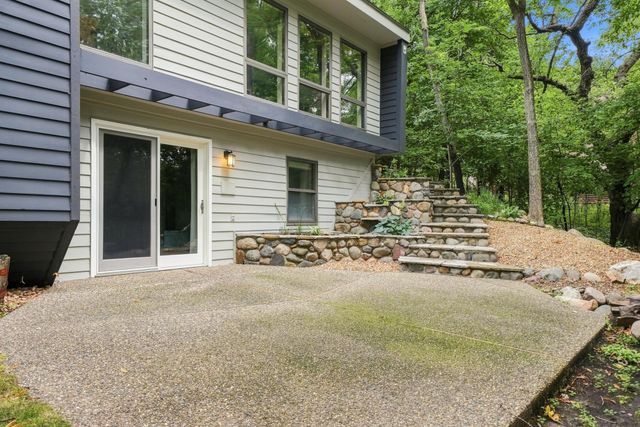 15120 Chestnut Circle, Burnsville, MN 55306