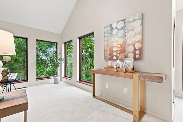 15120 Chestnut Circle, Burnsville, MN 55306