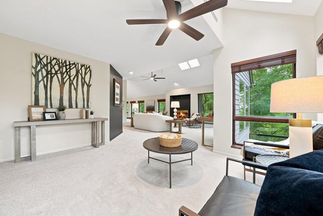 15120 Chestnut Circle, Burnsville, MN 55306