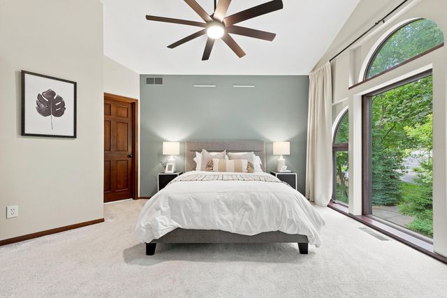 15120 Chestnut Circle, Burnsville, MN 55306