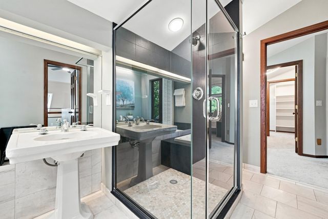 15120 Chestnut Circle, Burnsville, MN 55306