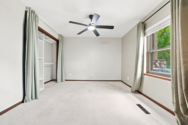 15120 Chestnut Circle, Burnsville, MN 55306
