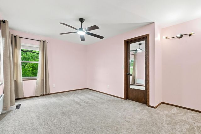 15120 Chestnut Circle, Burnsville, MN 55306