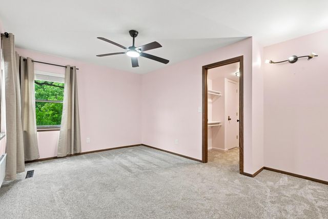 15120 Chestnut Circle, Burnsville, MN 55306