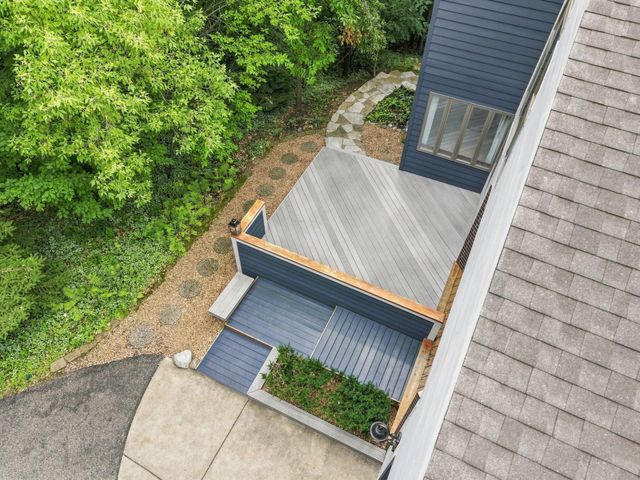 15120 Chestnut Circle, Burnsville, MN 55306
