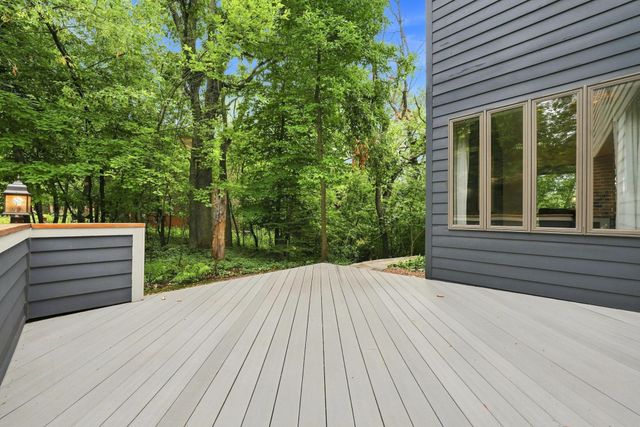 15120 Chestnut Circle, Burnsville, MN 55306