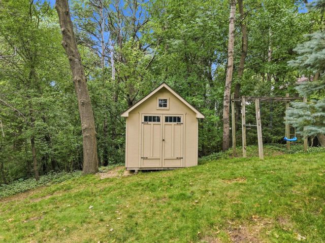 15120 Chestnut Circle, Burnsville, MN 55306