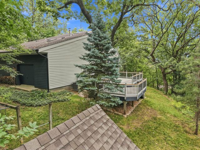 15120 Chestnut Circle, Burnsville, MN 55306