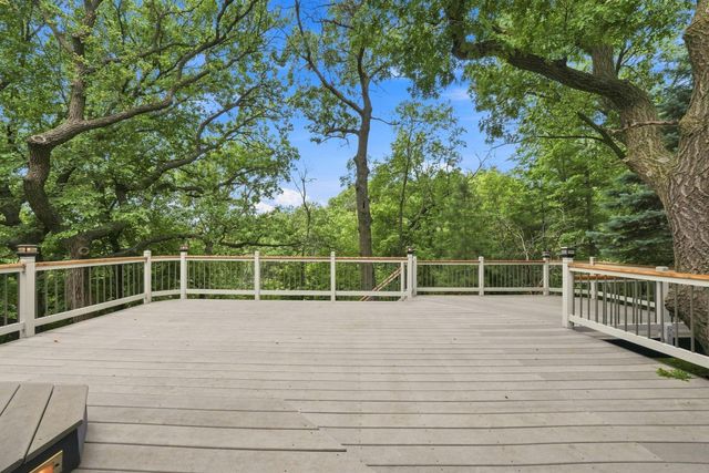 15120 Chestnut Circle, Burnsville, MN 55306