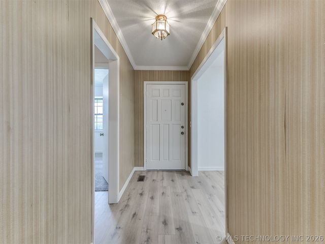214 W 119th Street S, Jenks, OK 74037