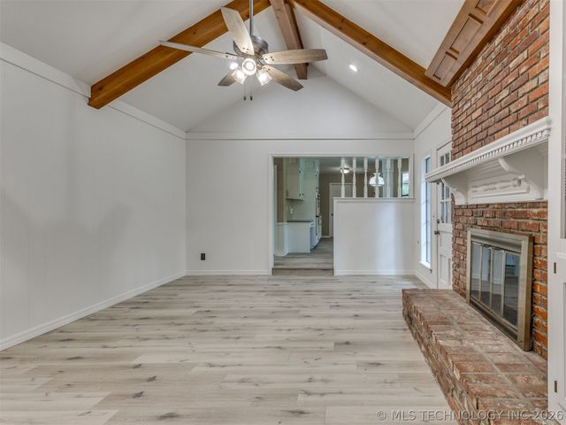 214 W 119th Street S, Jenks, OK 74037