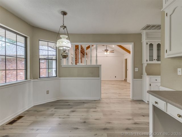 214 W 119th Street S, Jenks, OK 74037