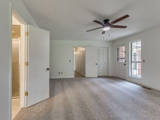 214 W 119th Street S, Jenks, OK 74037