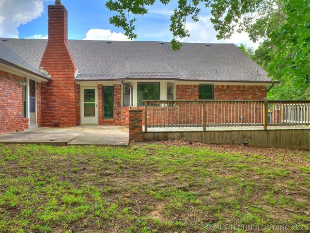 214 W 119th Street S, Jenks, OK 74037