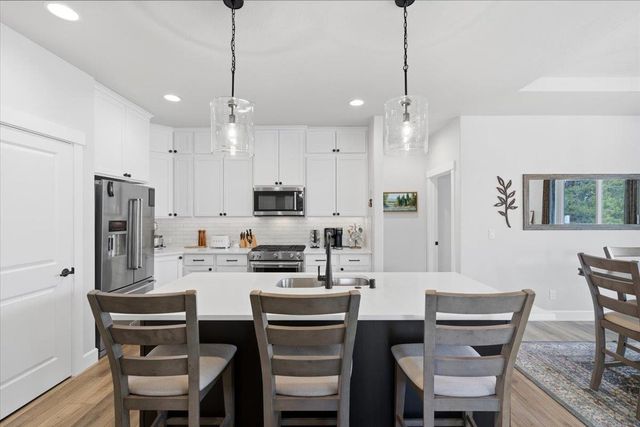 1420 S ASPEN Ct, Spokane Valley, WA 99016