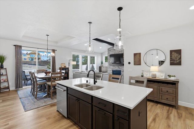 1420 S ASPEN Ct, Spokane Valley, WA 99016