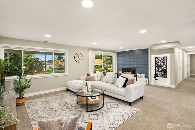 113 152nd Place SE, Bellevue, WA 98007