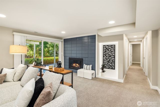 113 152nd Place SE, Bellevue, WA 98007